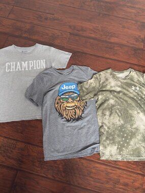 Mens Graphic T-Shirt Bundle S 3 Champion Jeep Bigfoot Under Armour Freedom